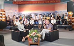 CLB Bạn đọc Thư viện tỉnh giao lưu cùng nhà văn Văn Thành Lê