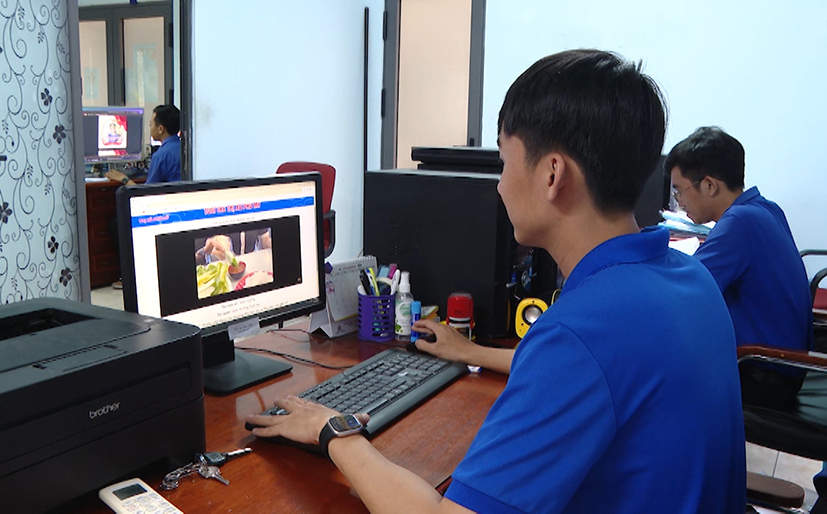 Tuổi trẻ xung kích trên mặt trận chuyển đổi số