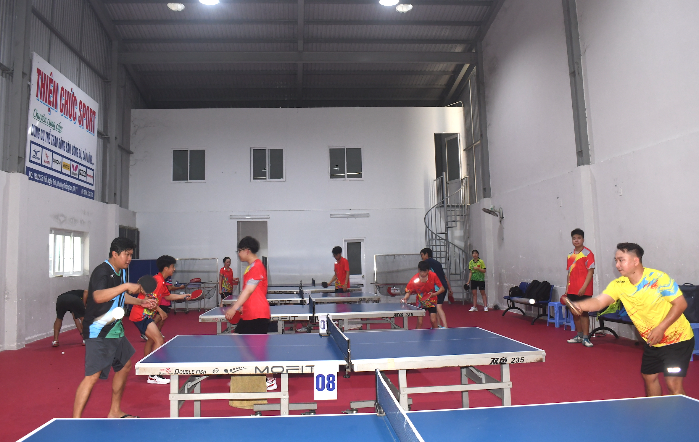 Giao lưu bóng bàn gây quỹ ủng hộ trẻ bị bệnh hiểm nghèo