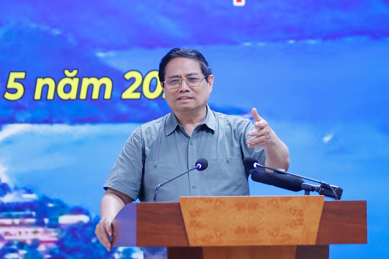 Thủ tướng Chính phủ Phạm Minh Chính phát biểu tại buổi làm việc.