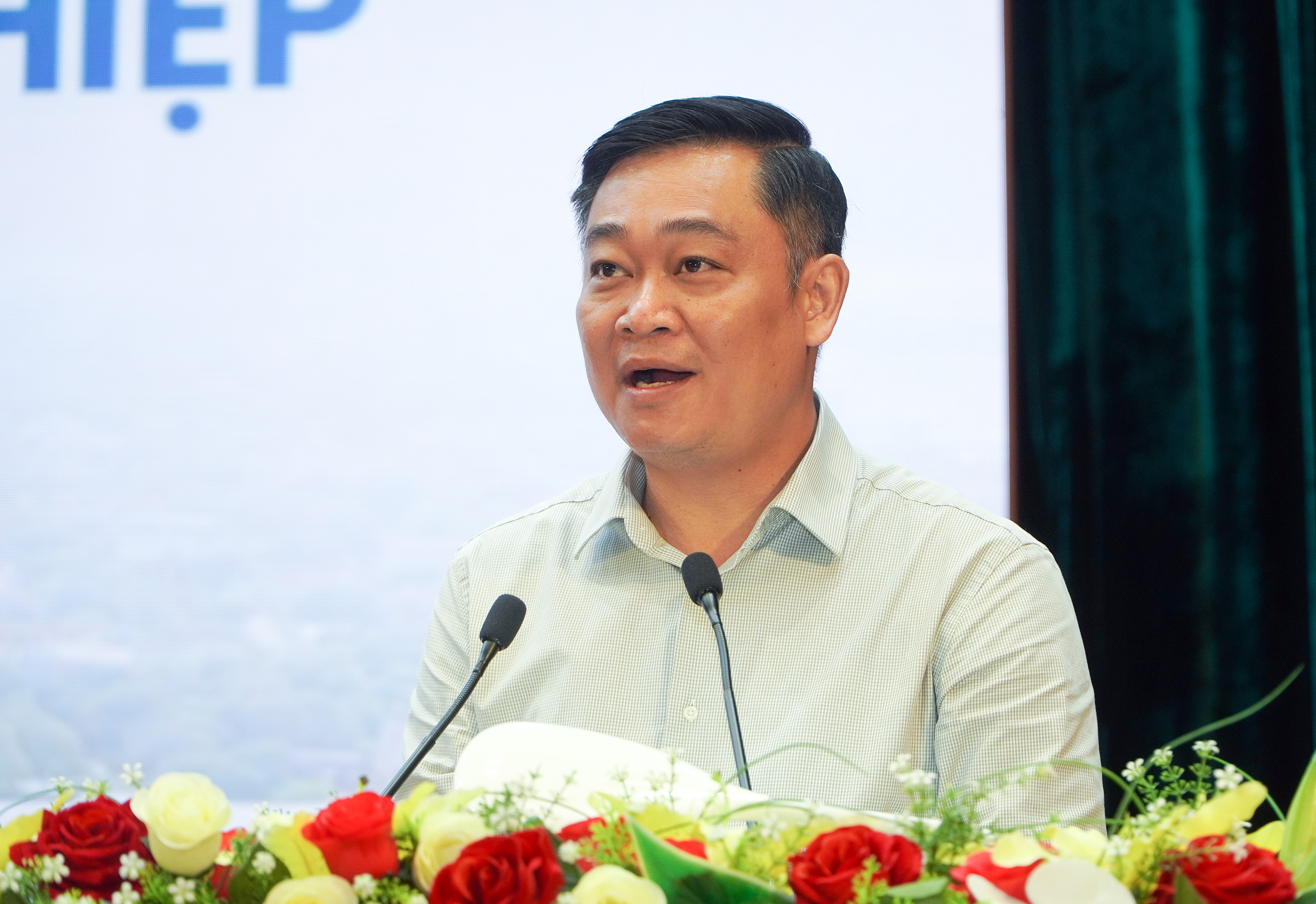 Giám đốc Sở Công Thương Phạm Quang Nhật phát biểu khai mạc hội thảo.