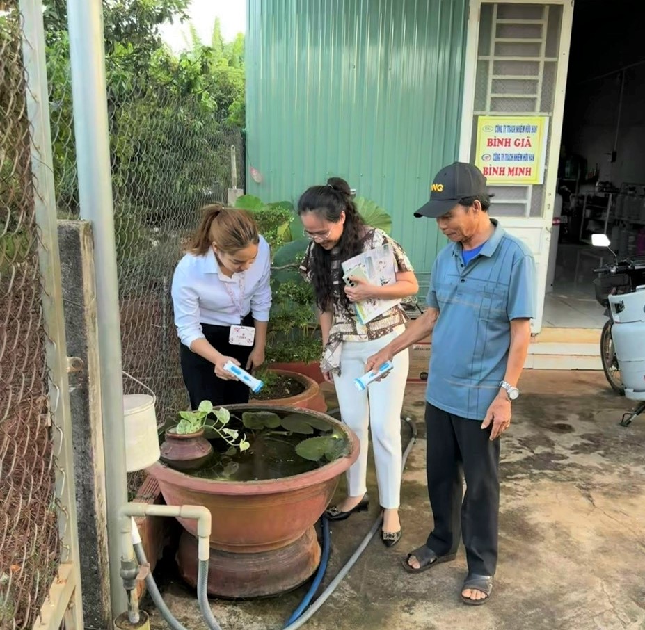 Ngành y tế huyện Châu Đức giám sát công tác phòng, chống bệnh sốt xuất huyết tại cộng đồng.