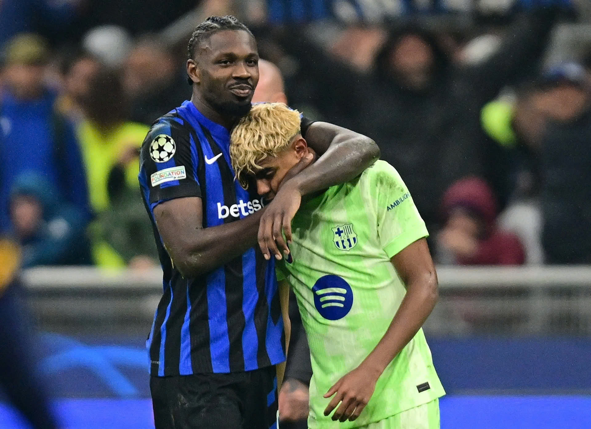 Lamine Yamal chơi hay, nhưng chưa đủ giúp Barcelona vào chung kết Champions League.
