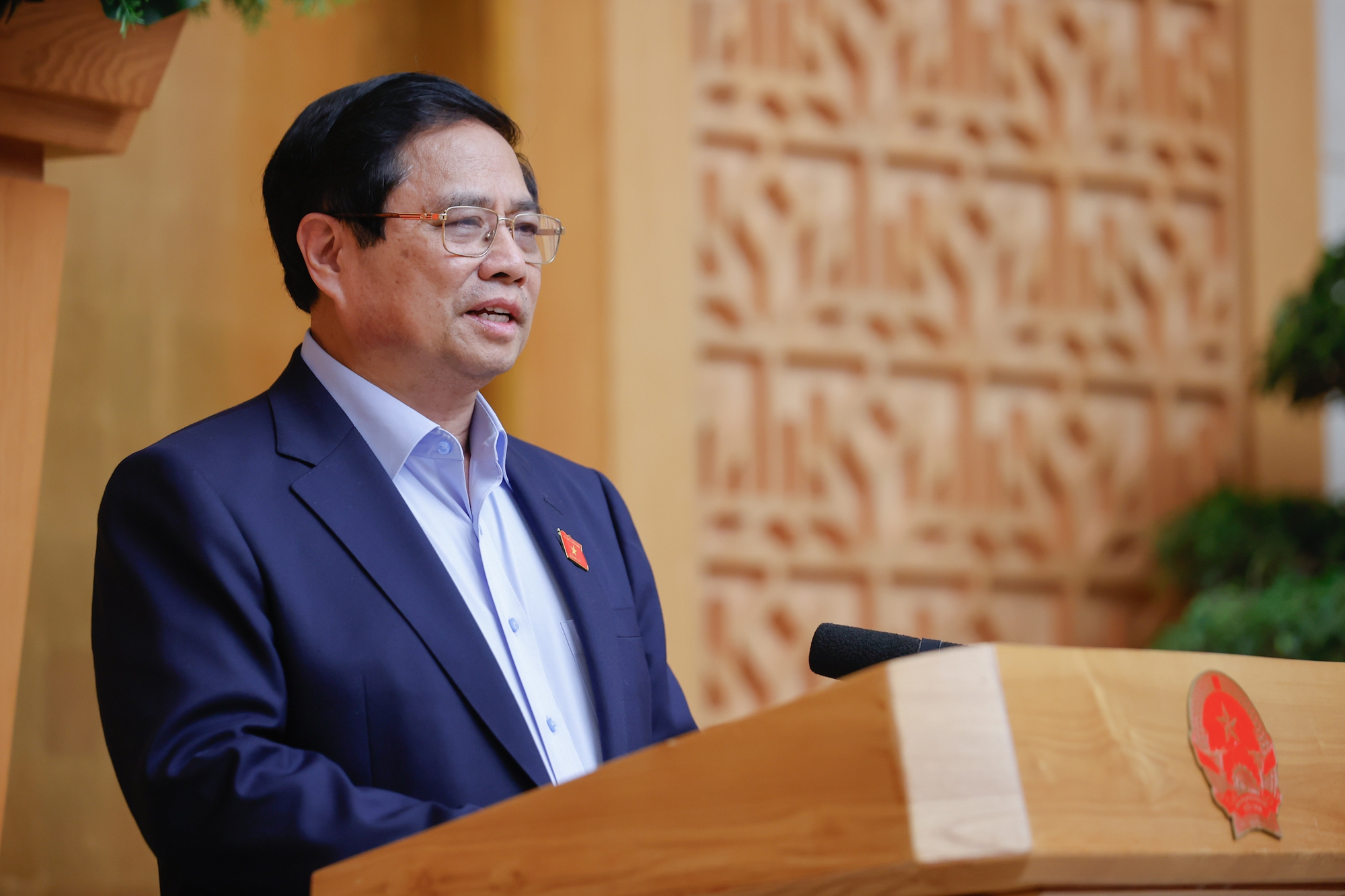 Thủ tướng Phạm Minh Chính phát biểu kết luận phiên họp. Ảnh: DƯƠNG GIANG
