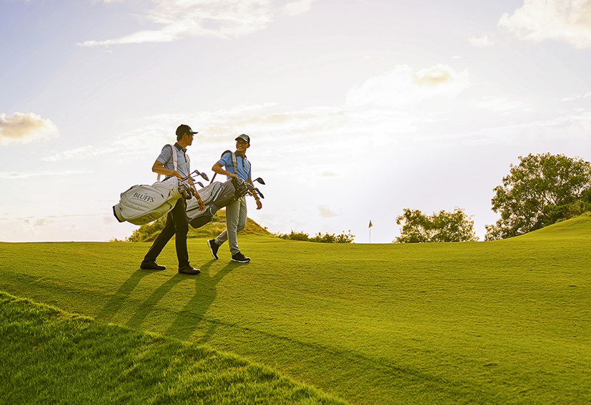 Sân golf The Bluffs do huyền thoại golf Greg Norman thiết kế.