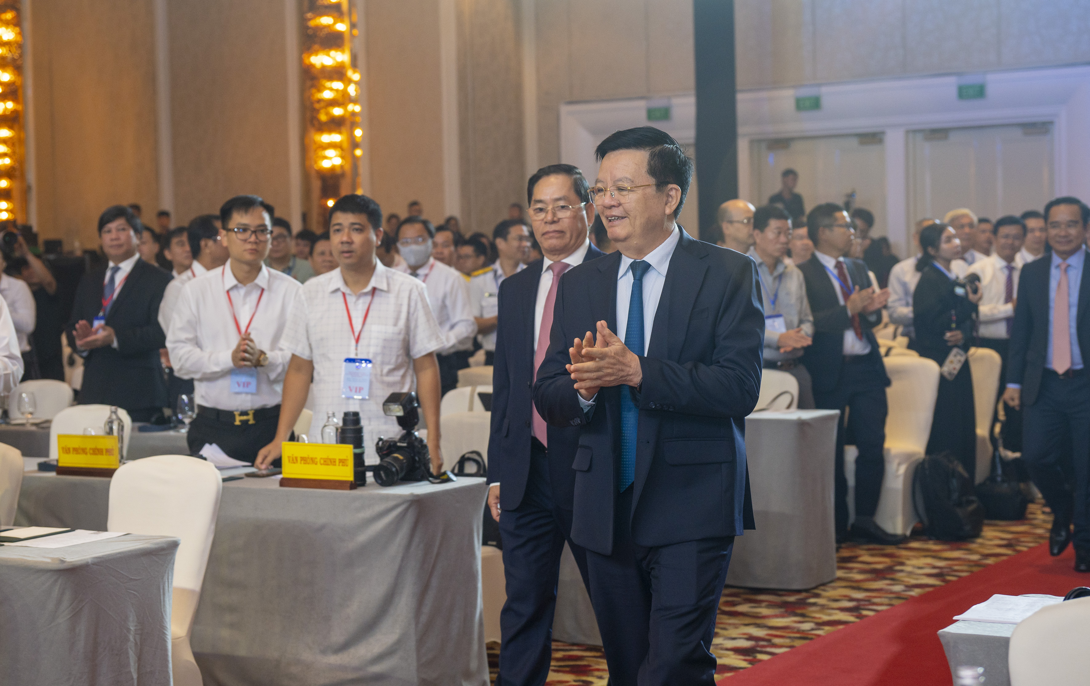 Phó Thủ tướng Chính Phủ Mai Văn Chính tham dự hội nghị.