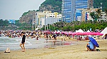 Bãi Sau đã hết rác, khách du lịch đông trở lại