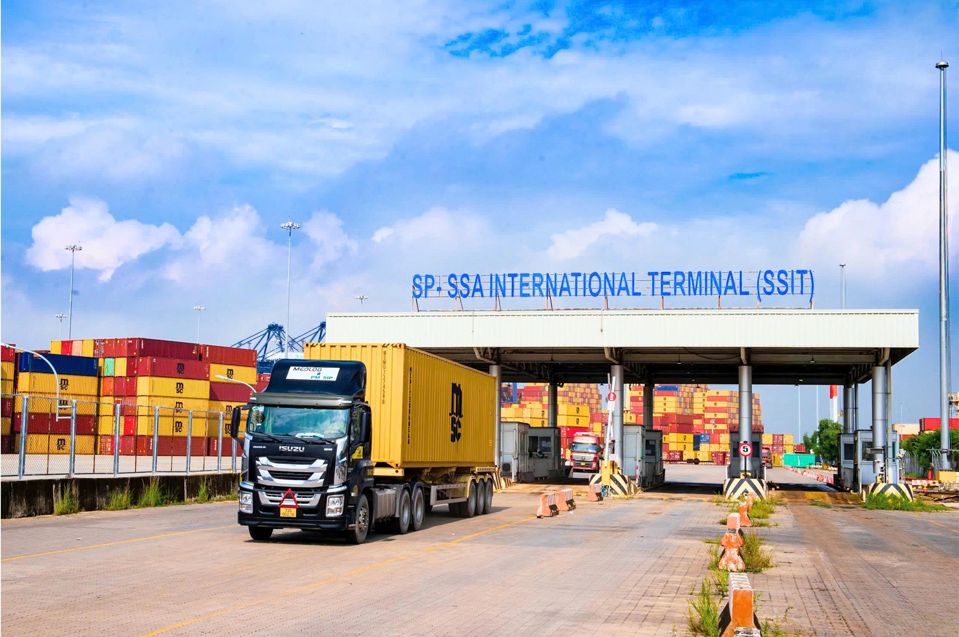 Sản lượng xử lý hàng container tại cảng SSIT tăng 45%