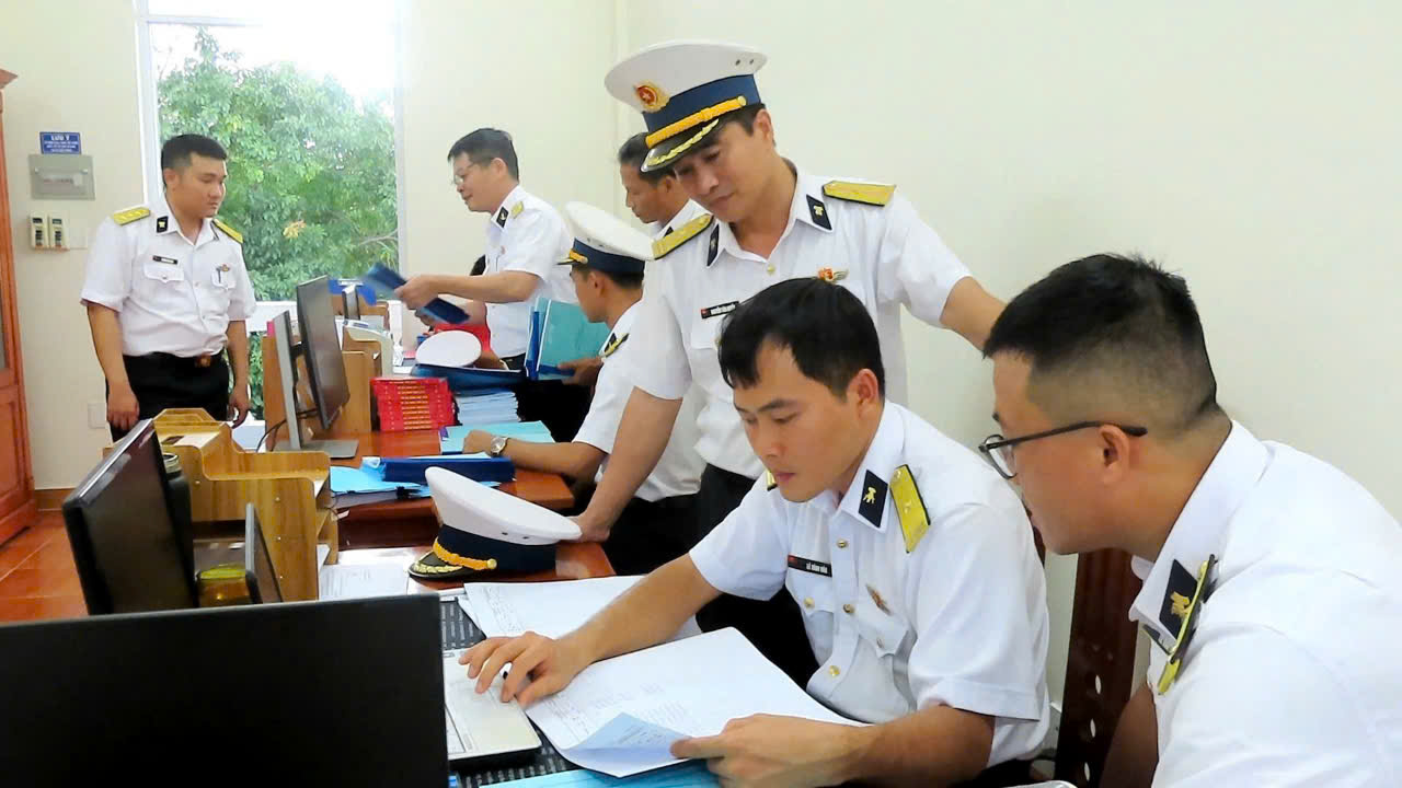 Kiểm tra huấn luyện giai đoạn I tại Trung đoàn 251