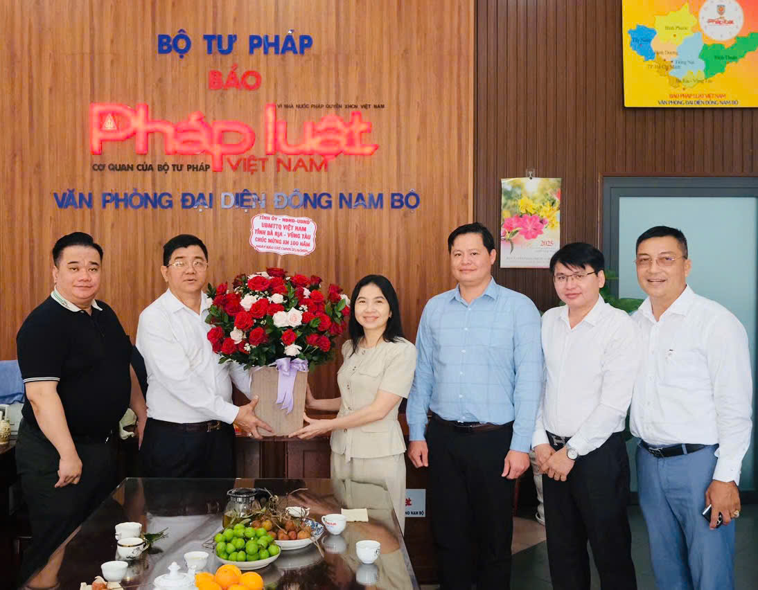 Thăm, chúc mừng cơ quan báo chí tại TP.Hồ Chí Minh