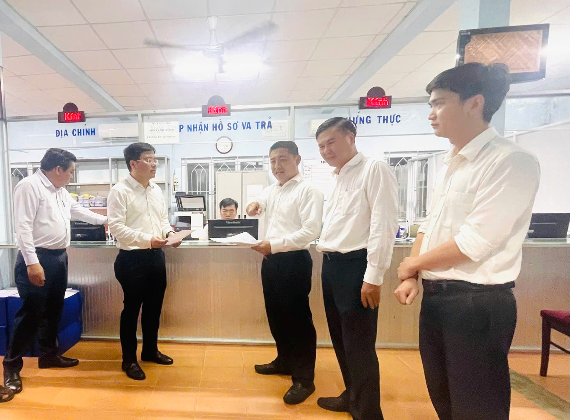 Chạy nước rút vận hành chính quyền 2 cấp
