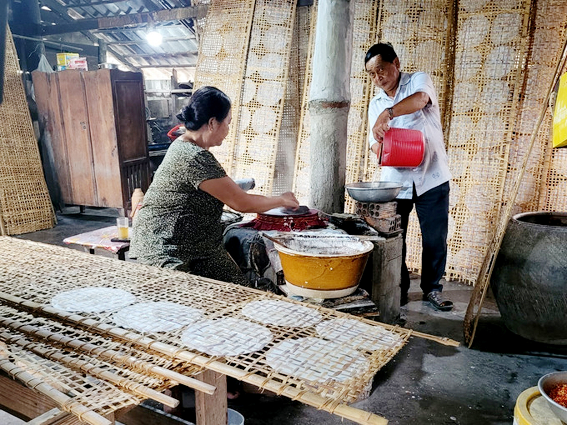 Giữ lửa nghề bánh tráng, bánh hỏi