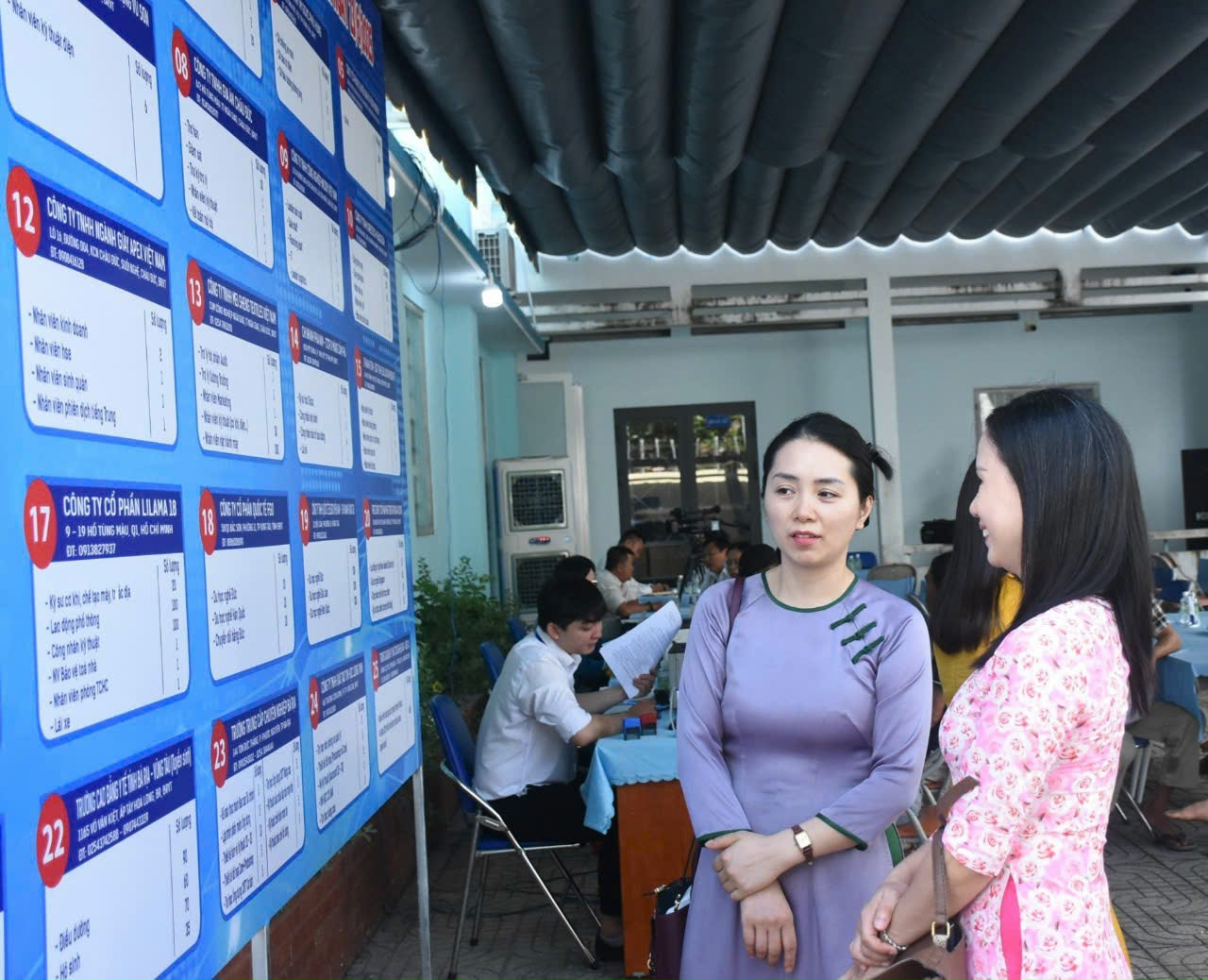 Phiên giao dịch việc làm dành cho cán bộ, công chức dôi dư