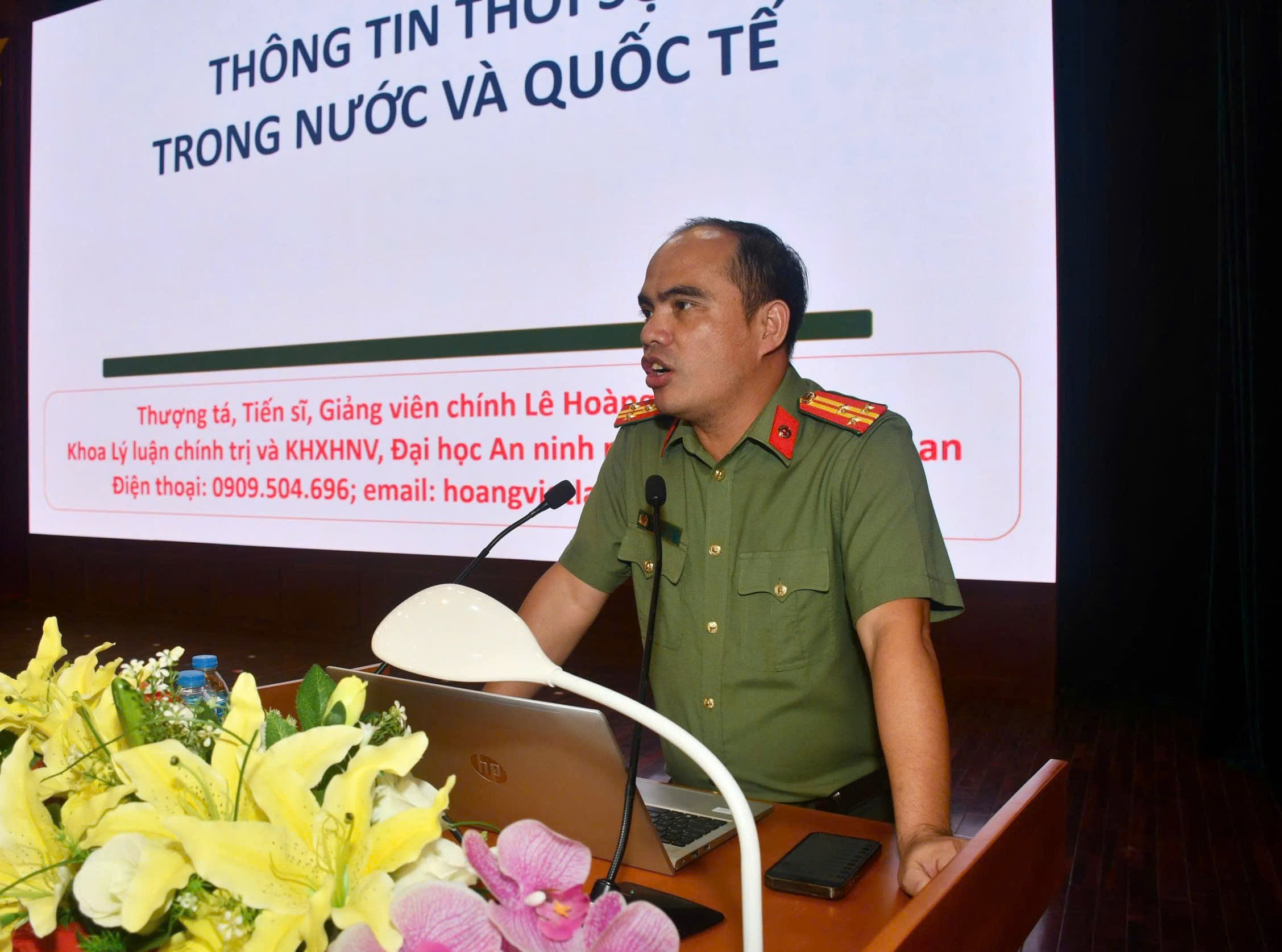 Trung tá, Tiến sĩ, Giảng viên chính Lê Hoàng Việt Lâm, Đại học An ninh nhân dân (Bộ Công an) cung cấp thông tin chính thống về tình hình thời sự nổi bật trong thời gian qua.