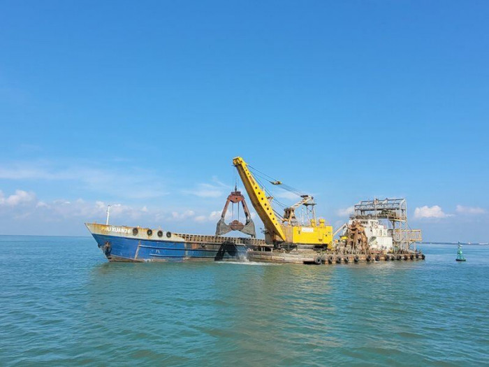 Chuẩn bị khởi công gói thầu mở rộng luồng Cái Mép- Thị Vải trong tháng 6 nhằm bảo đảm tàu thuyền hành hải an toàn. (hình mình họa)