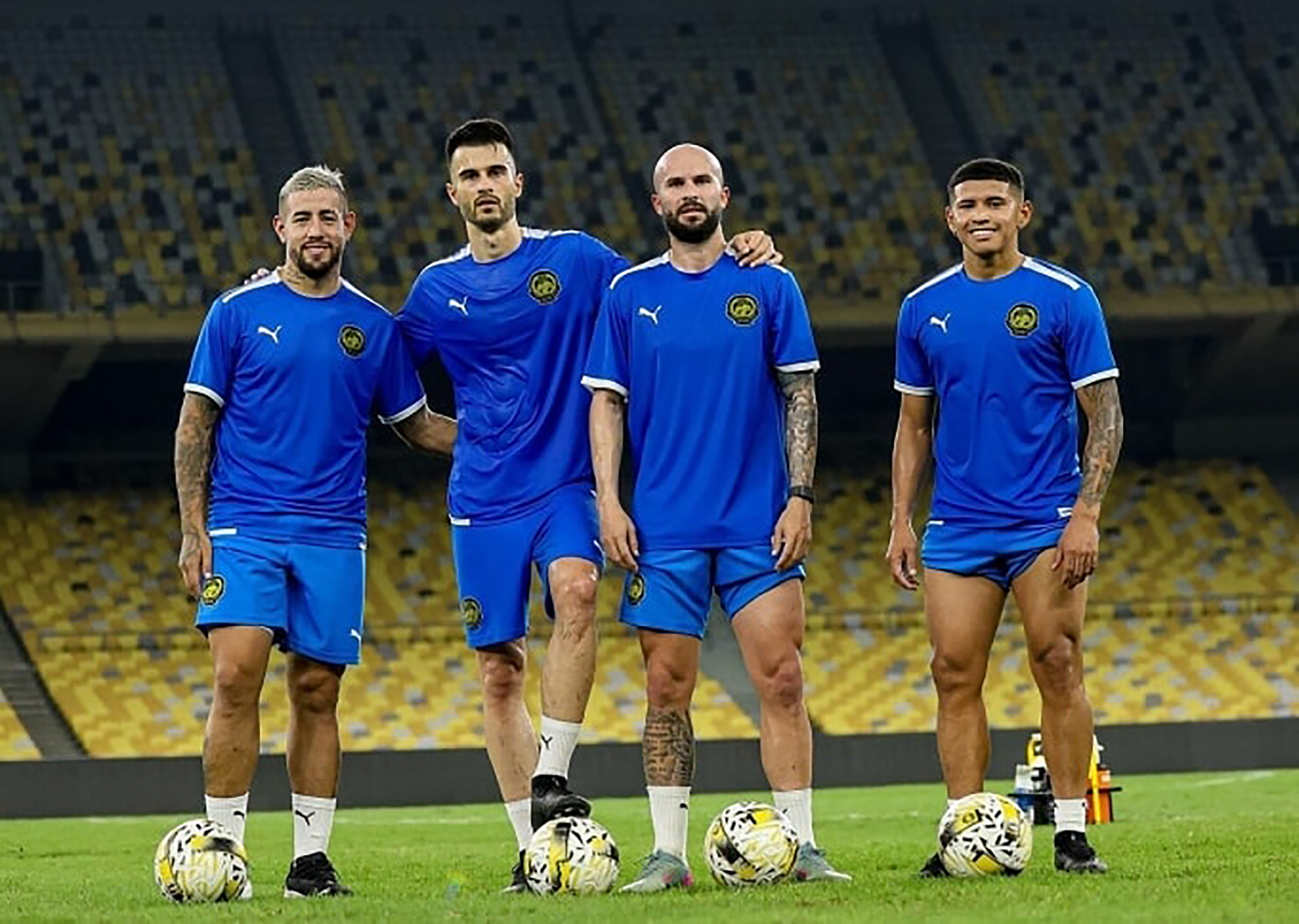 Từ trái sang: Rodrigo Holgado (gốc Argentina), Jon Irazabal (Tây Ban Nha), Joao Figueiredo (Brazil) và Imanol Machuca (Argentina).