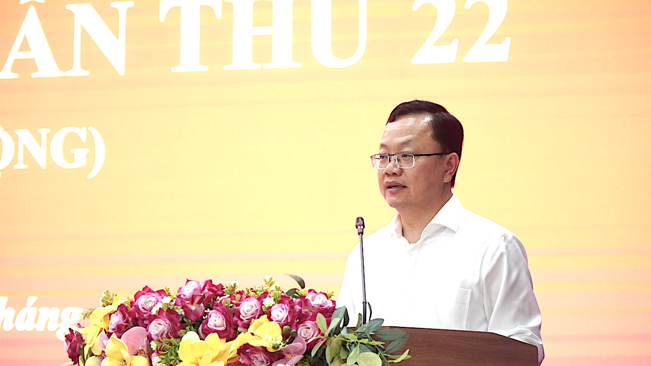 Ông Dương Ngọc Châu, Bí thư Huyện ủy Châu Đức phát biểu tại hội nghị.