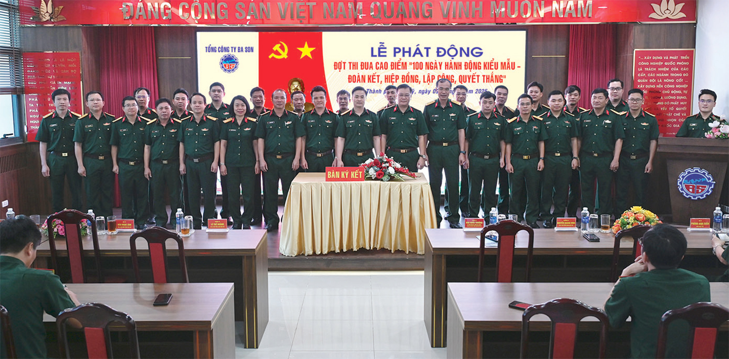 Lễ phát động thi đua cao điểm chào mừng kỷ niệm 100 năm ngày truyền thống Ba Son.