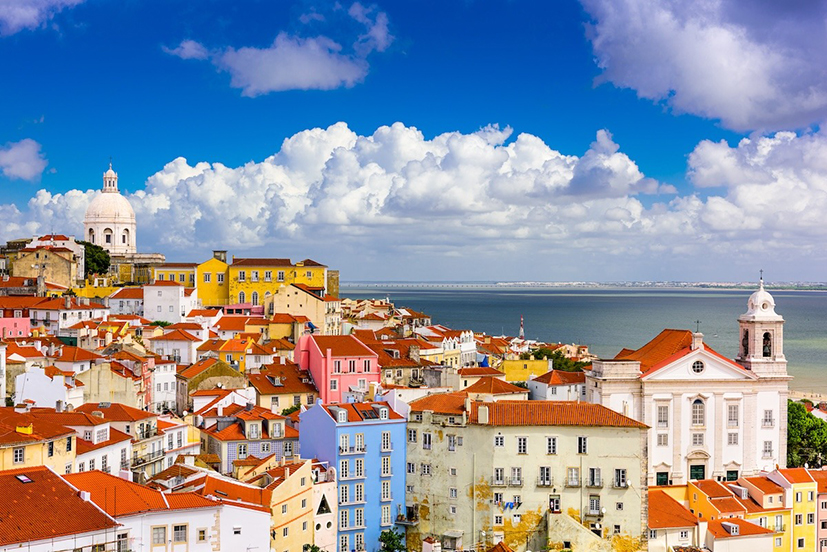 Lisbon có sự kết hợp đáng ngưỡng mộ với khung cảnh đẹp như tranh vẽ cùng những di sản lịch sử đan xen hài hòa với nhịp sống hiện đại.