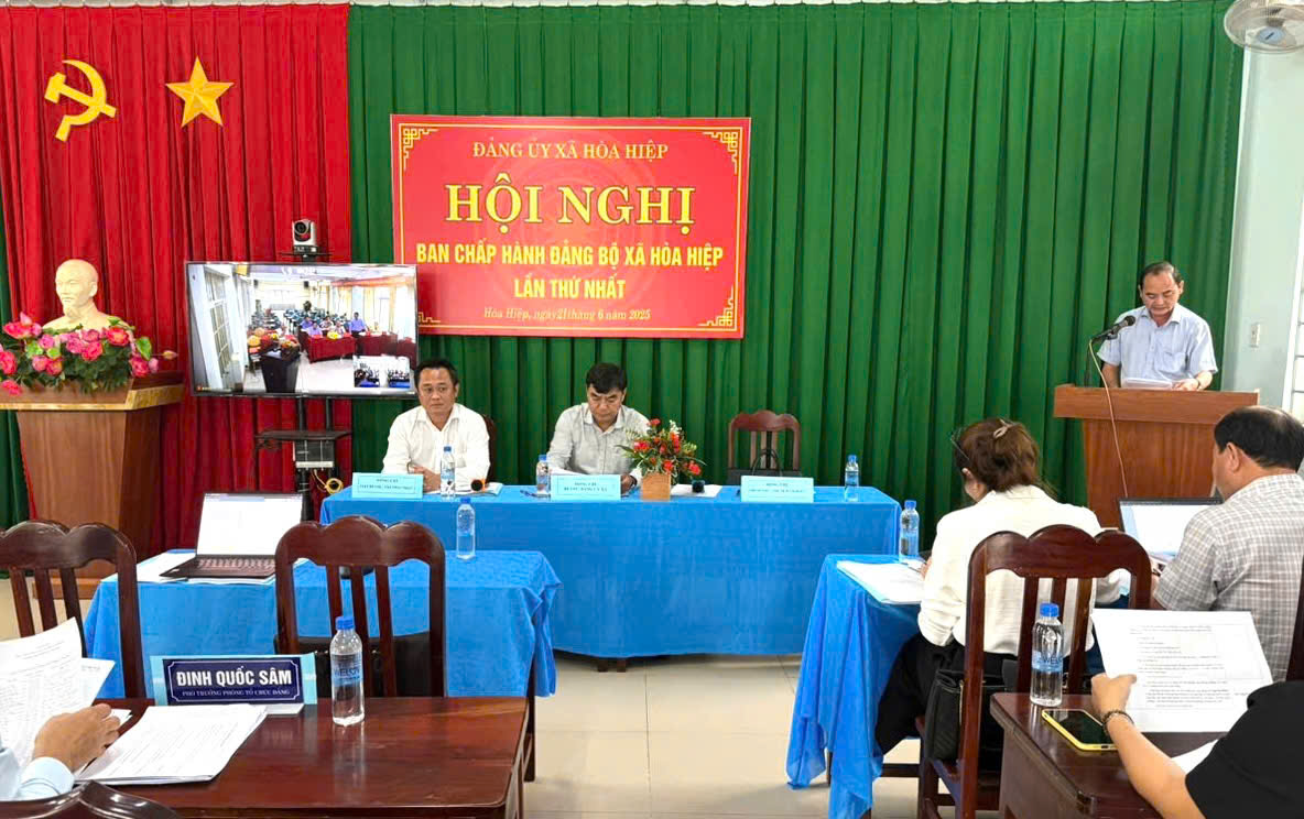 Hội nghị họp thử nghiệm BCH Đảng bộ xã Hòa Hiệp (huyện Xuyên Mộc).