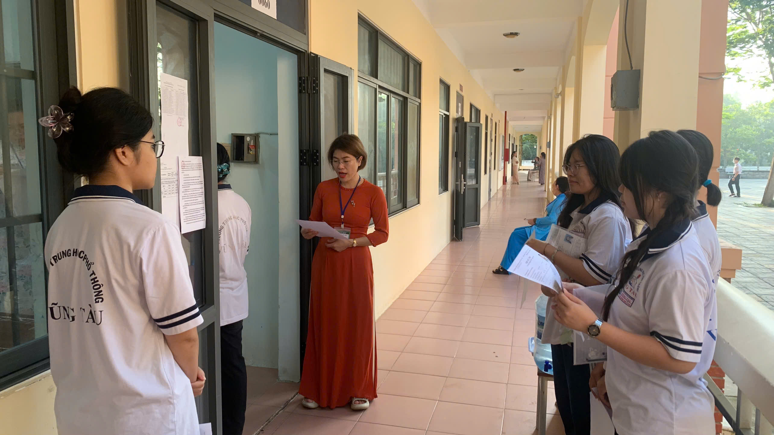 Thí sinh tại điểm thi THPT Vũng Tàu dự thi các môn tự chọn.