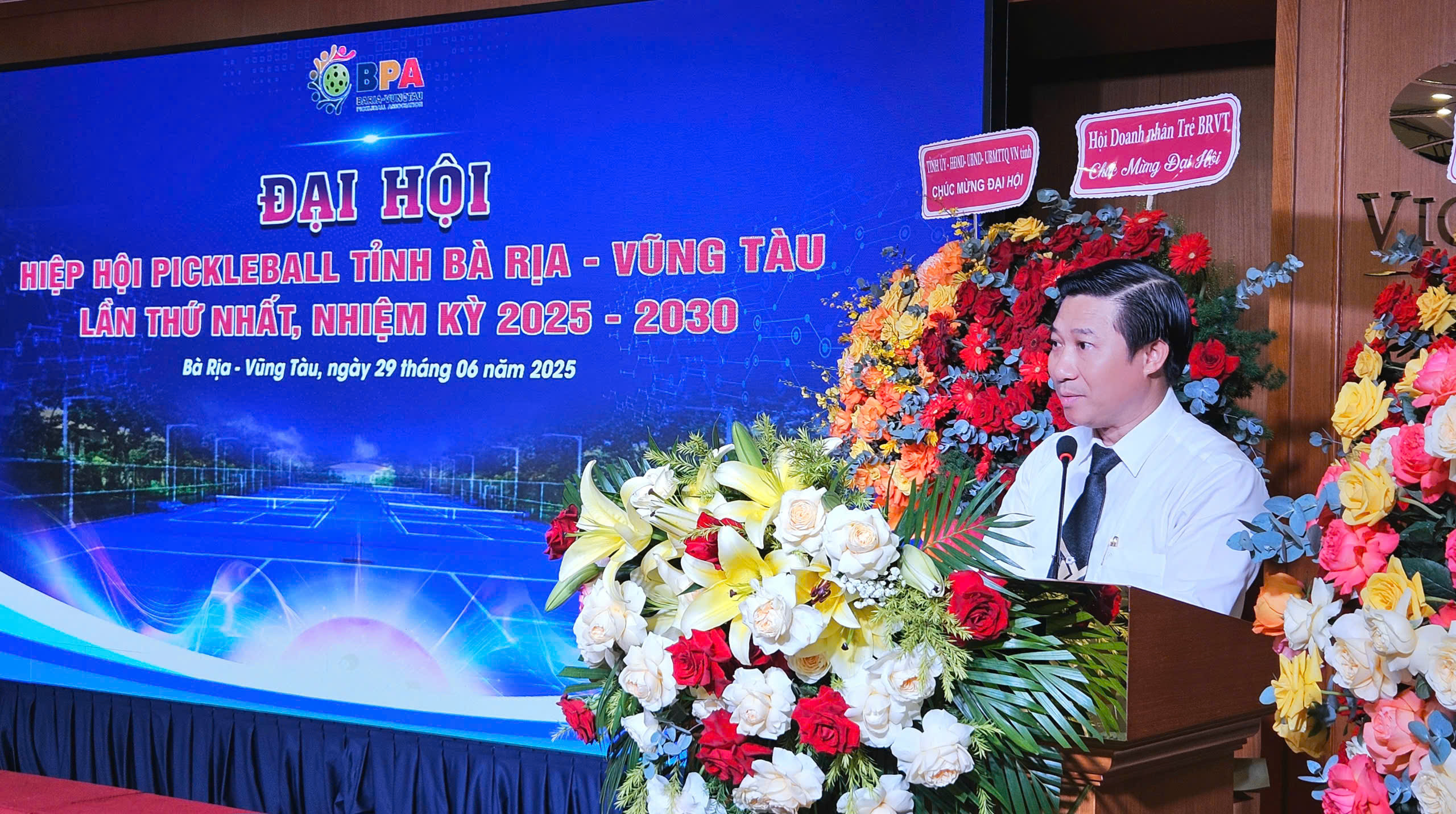 Ông Lê Đình Thắng, Chủ tịch Hiệp hội pickleball tỉnh Bà Rịa - Vũng Tàu phát biểu tại đại hội