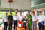 Xã Long Sơn thăm, tặng quà người có công, thương bệnh binh