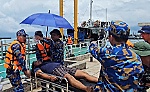 Hải đoàn 129 cấp cứu kịp thời ngư dân bị nạn trên biển