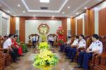 Lãnh đạo phường Phước Thắng thăm, chúc mừng Ngày truyền thống lực lượng Cảnh sát biển Việt Nam