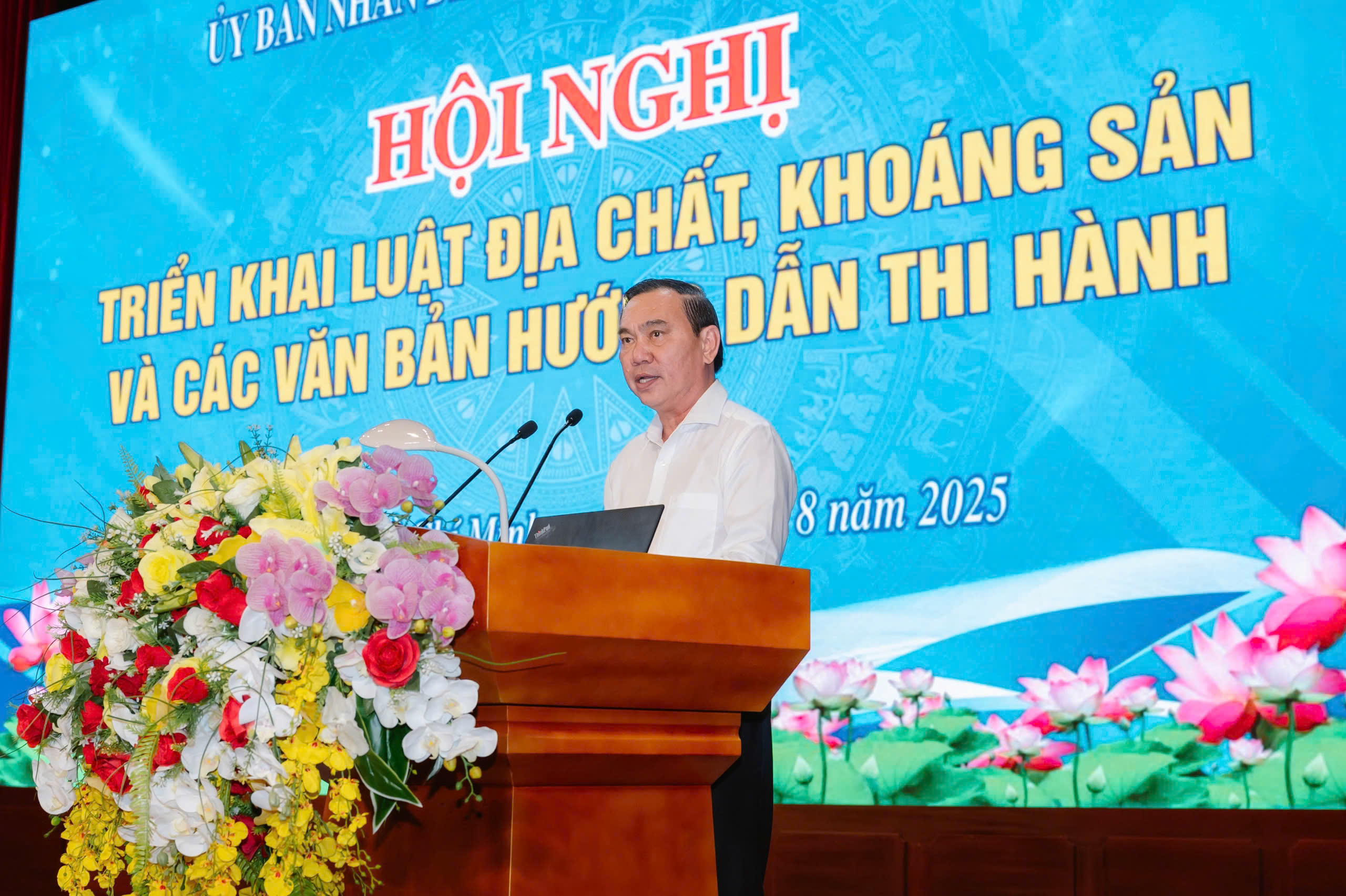 Ông Nguyễn Văn Đa, Phó Giám đốc Sở NN-MT TPHCM phát biểu khai mạc hội nghị. Ảnh: QUANG VŨ