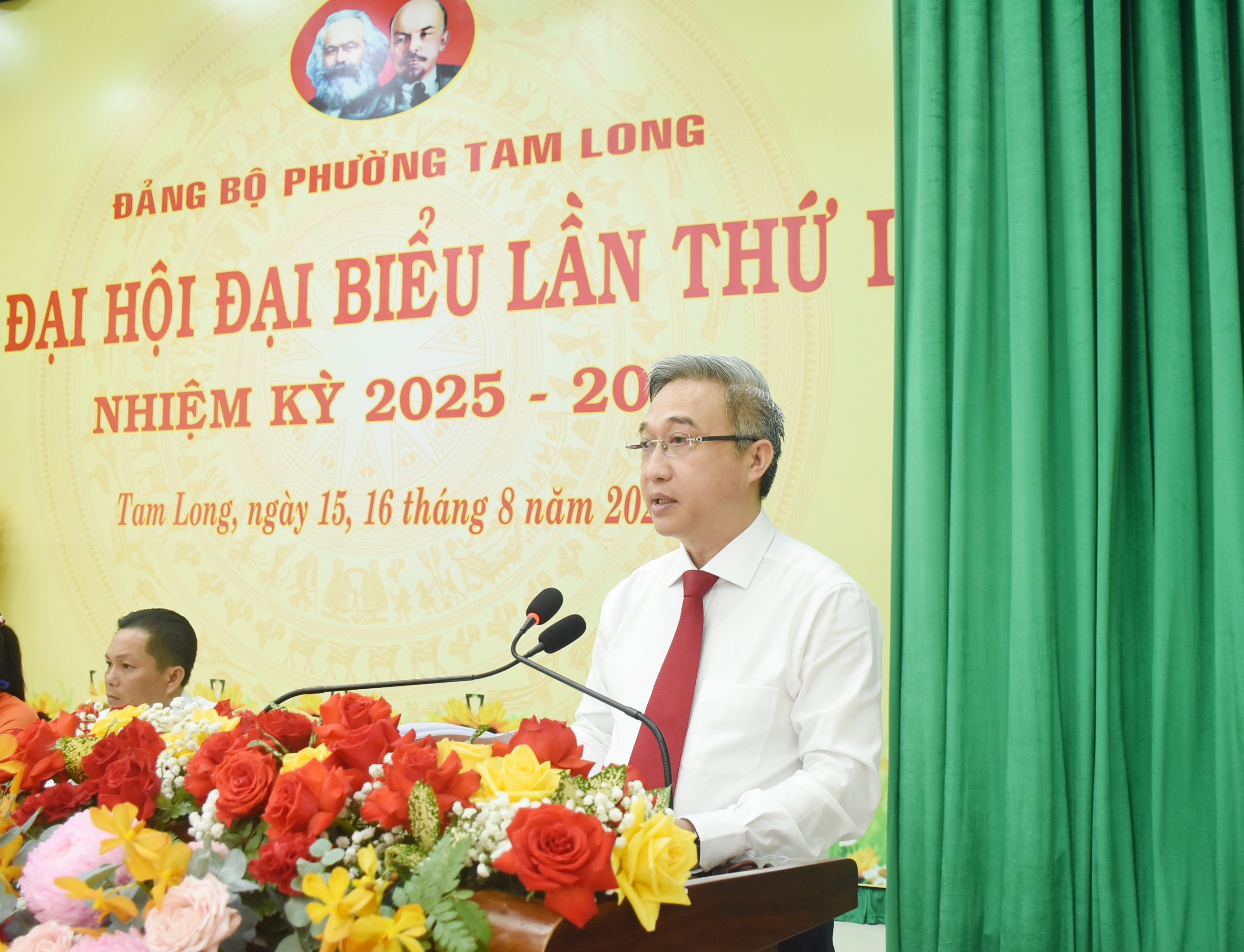 Phó Bí thư Thành ủy Đặng Minh Thông phát biểu chỉ đạo Đại hội.