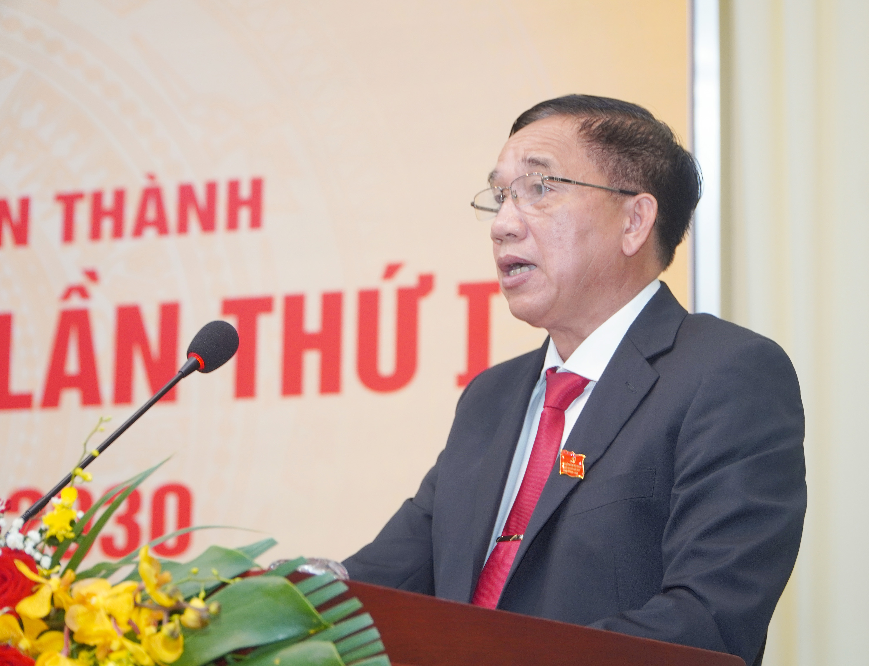 Đồng chí Trần Quốc Khánh, Bí thư Đảng ủy phường Tân Thành phát biểu khai mạc Đại hội.