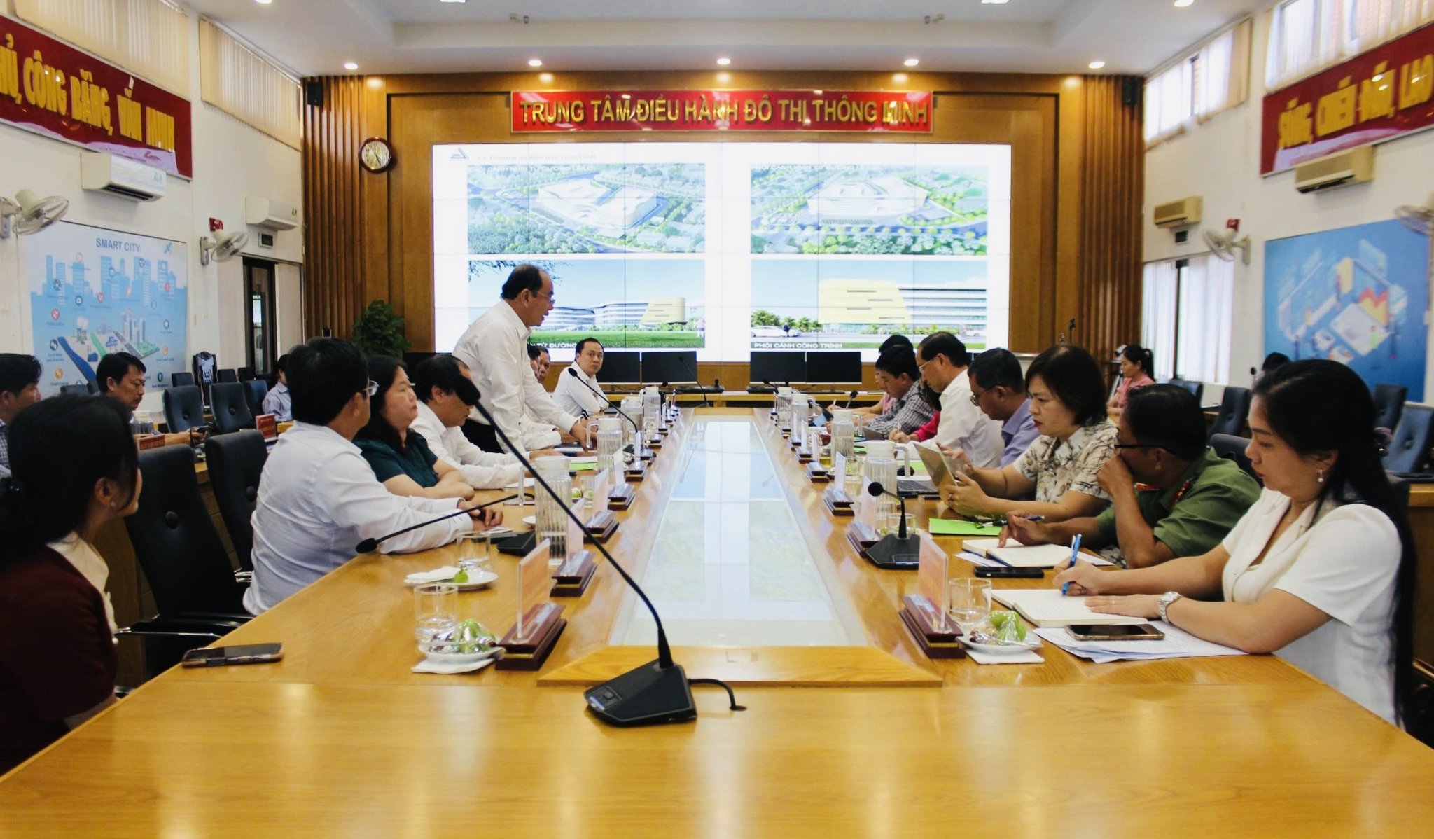 PGS.TS.BS. Tăng Chí Thượng, Giám đốc Sở Y tế TPHCM cho biết sẽ trình UBND thành phố phương án lựa chọn bệnh viện để mở cơ sở tại Vũng Tàu.